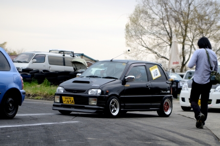 �t���[���s